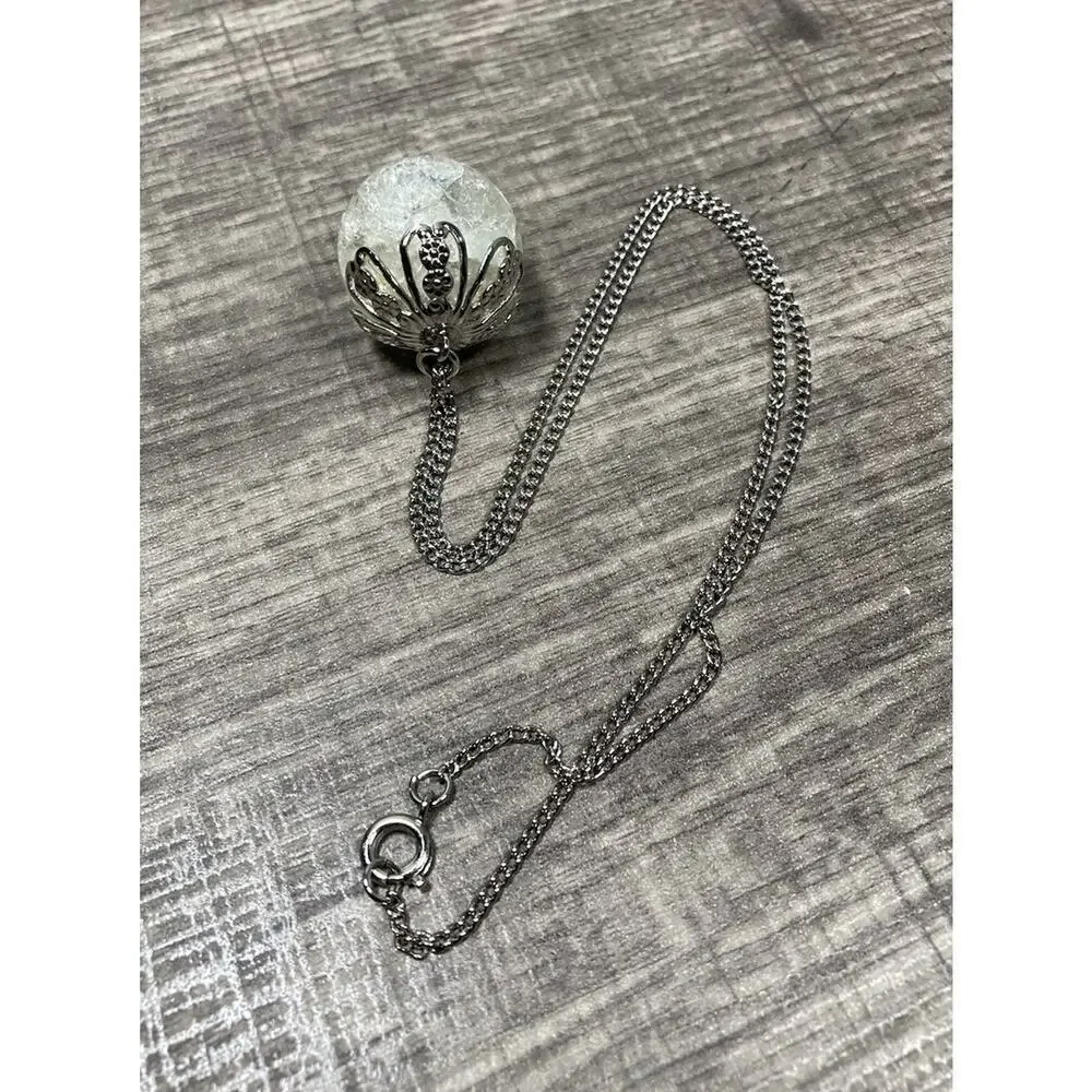 Vintage Clear Crackle Glass Floral Ball Orb Pendant Silver Tone Necklace 18”